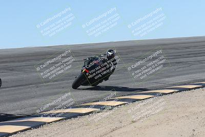 media/Oct-13-2025-Moto Forza (Mon) [[a66d839500]]/3-B Group/Session 2 (Bowl)/